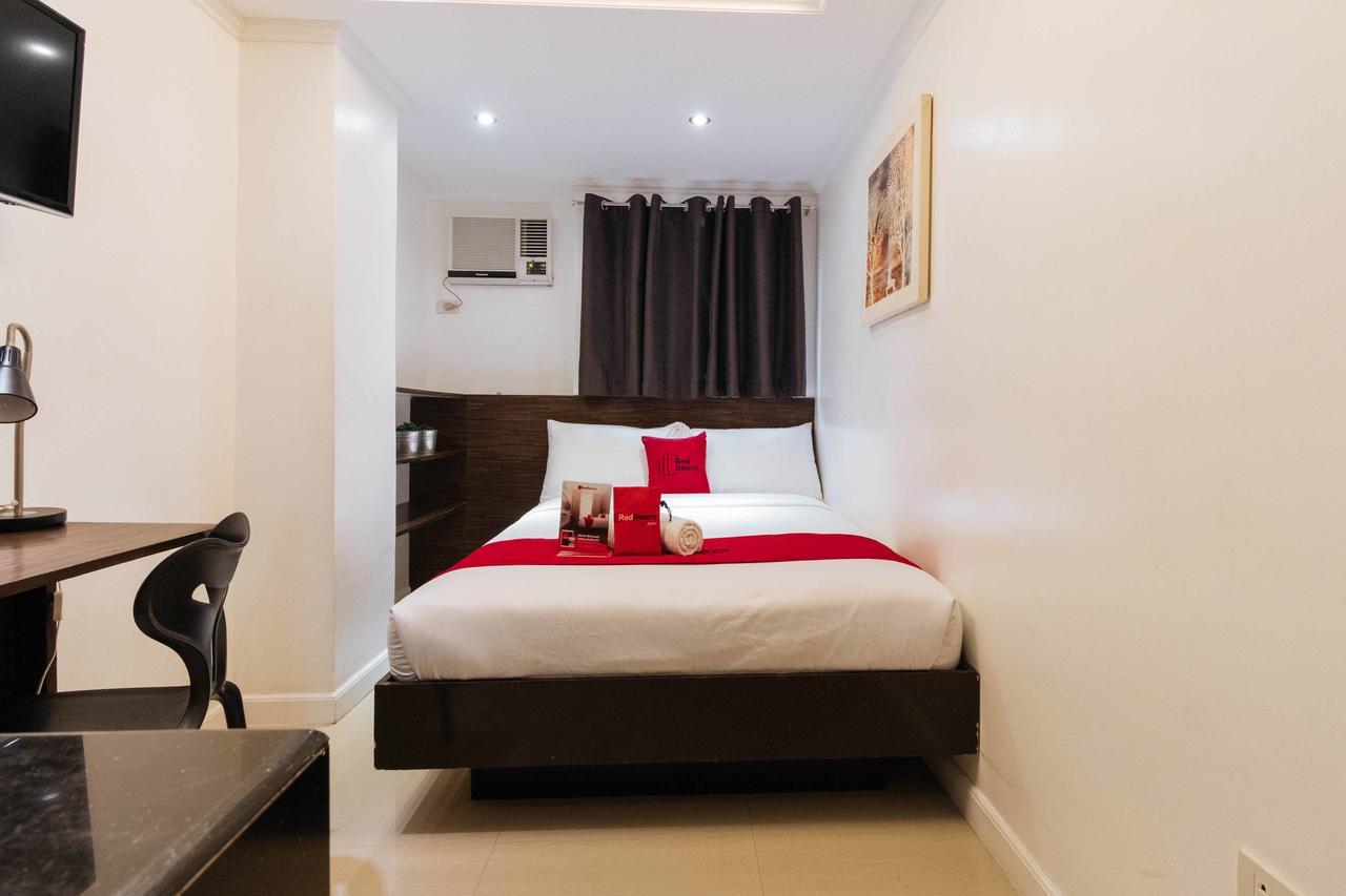 Reddoorz Plus @ Poblacion Makati Makati City Luaran gambar